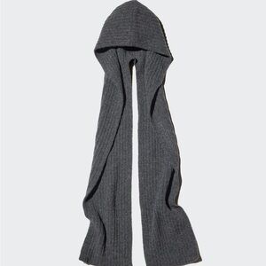 🆕 Uniqlo Dark Gray Soffle Yarn Chunky Hooded Stole